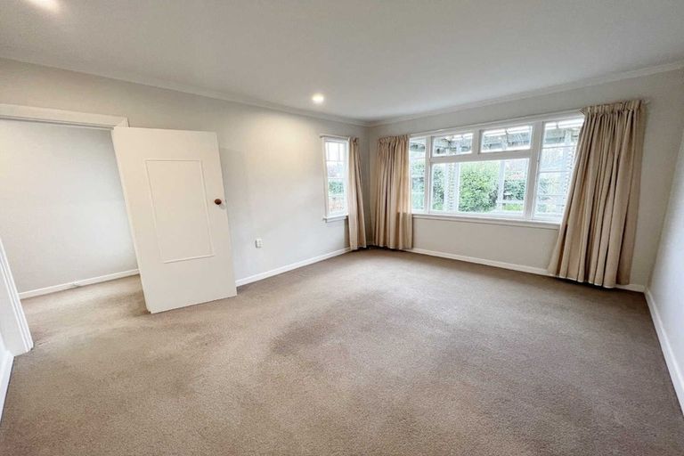 Photo of property in 53 Kirkwood Avenue, Upper Riccarton, Christchurch, 8041