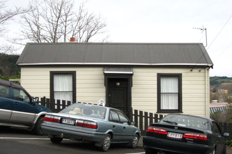 Photo of property in 121 Forth Street, North Dunedin, Dunedin, 9016