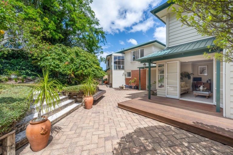 Photo of property in 188 Mellons Bay Road, Mellons Bay, Auckland, 2014