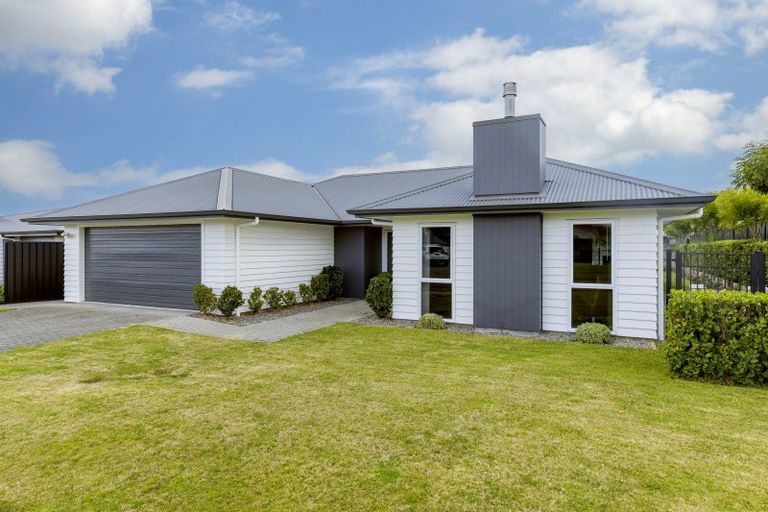 Photo of property in 11 The Pheasant Tail, Nukuhau, Taupo, 3330