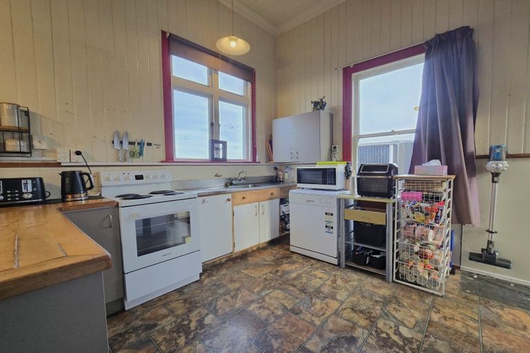 Photo of property in 219 Hampden Street, Hokitika, 7810