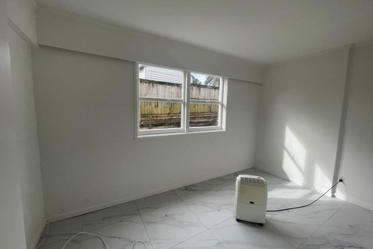 Photo of property in 30 Ramillies Place, Glenfield, Auckland, 0629