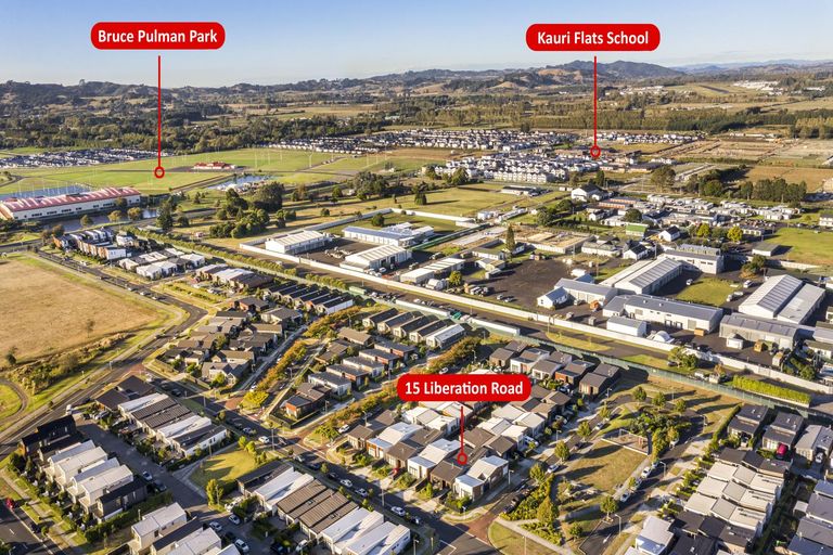 Photo of property in 15 Liberation Road, Papakura, 2110