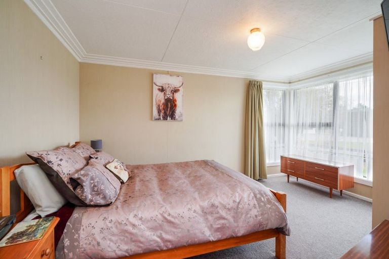 Photo of property in 1 Ballantrae Street, Wallacetown, 9816