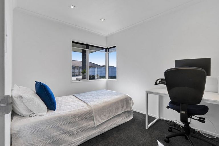 Photo of property in 28a Jules Crescent, Bell Block, New Plymouth, 4312