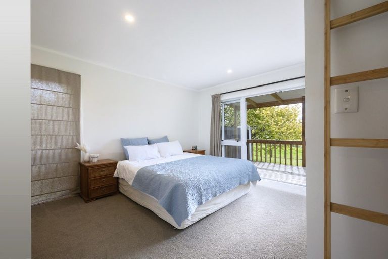 Photo of property in 293 Ararimu Valley Road, Helensville, Waimauku, 0882