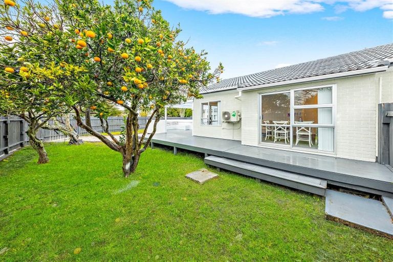 Photo of property in 3/4 Gibbs Road, Manurewa, Auckland, 2102