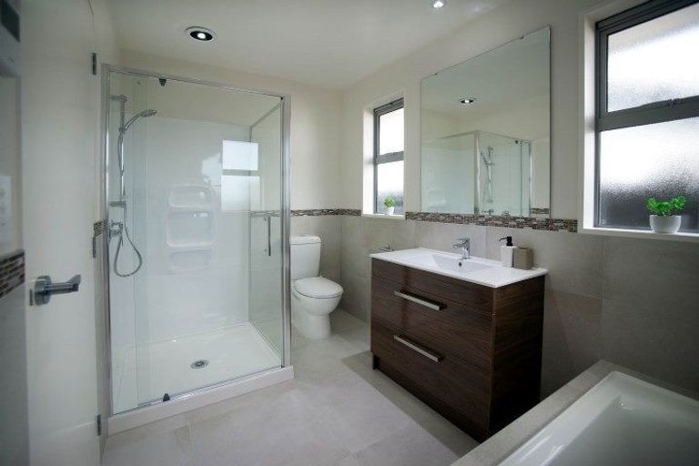 Photo of property in 140a Lisle Farm Drive, Pukekohe, 2120