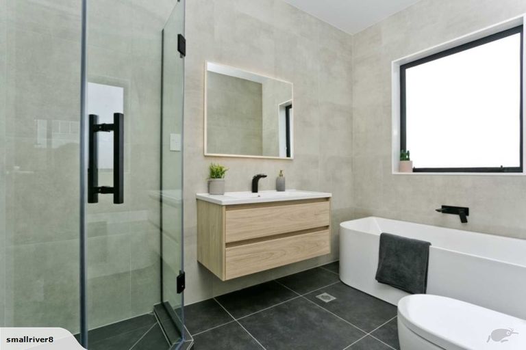 Photo of property in 18 Surf View Crescent, Red Beach, 0932