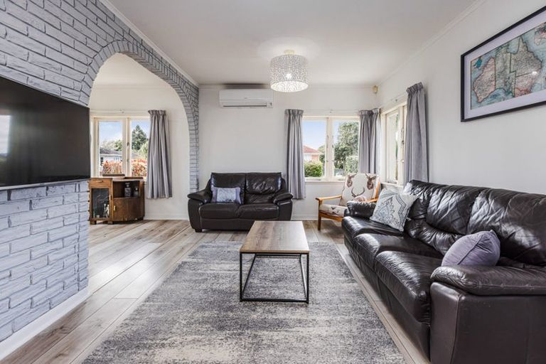Photo of property in 1/5 Cameron Street, Papakura, 2110