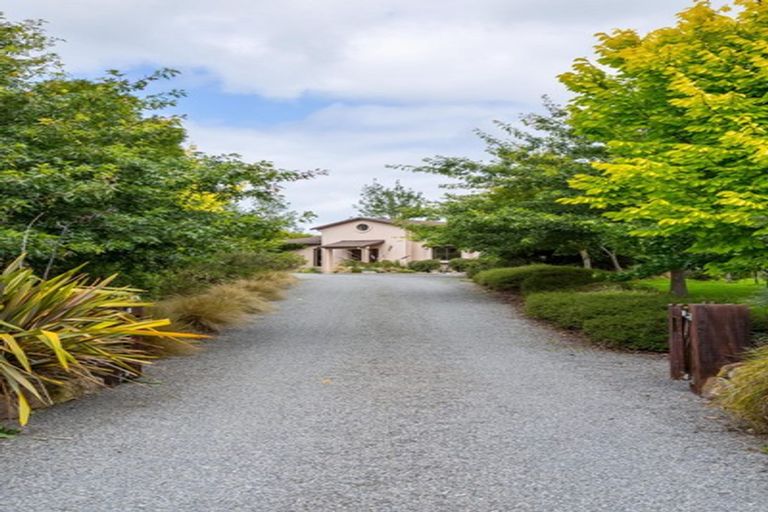 Photo of property in 24 Admiral Road, Gladstone, 5883