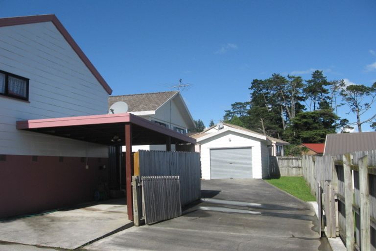 Photo of property in 1/20 De Quincey Terrace, Highland Park, Auckland, 2010