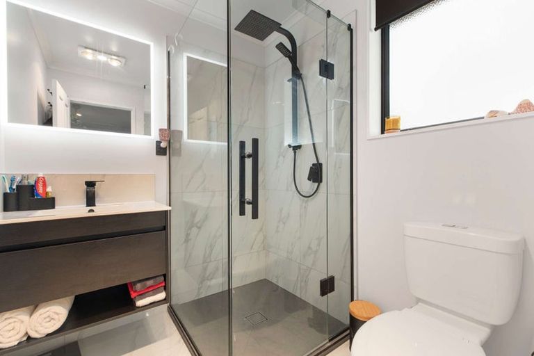 Photo of property in 52 Kaiwaka Road, Waiuku, 2123