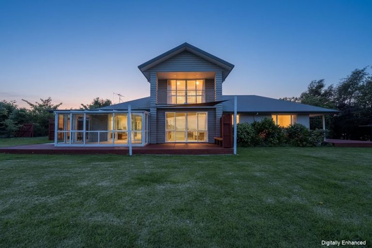 Photo of property in 140 Awamoa Road, Holmes Hill, Oamaru, 9492