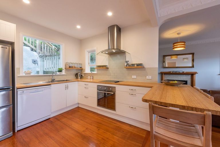 Photo of property in 51 Kainui Road, Hataitai, Wellington, 6021