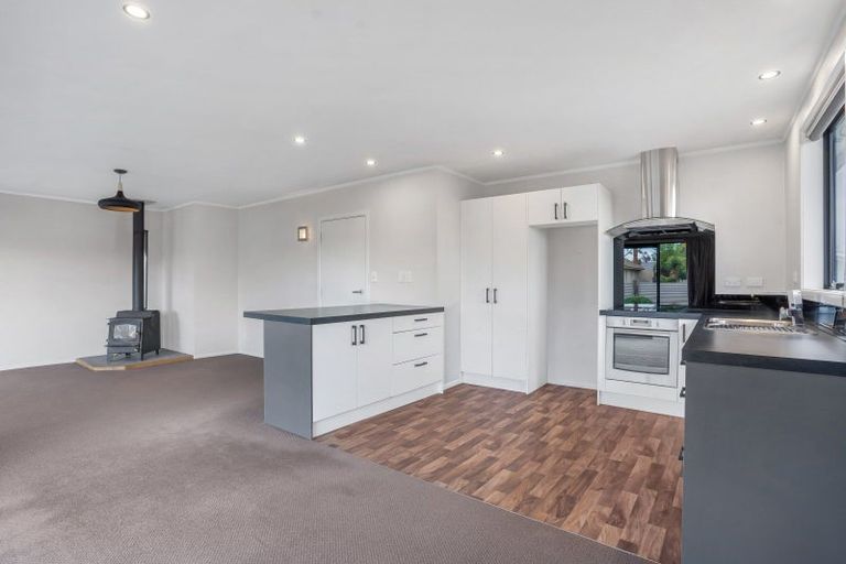 Photo of property in 19 Queen Street, Winton, 9720