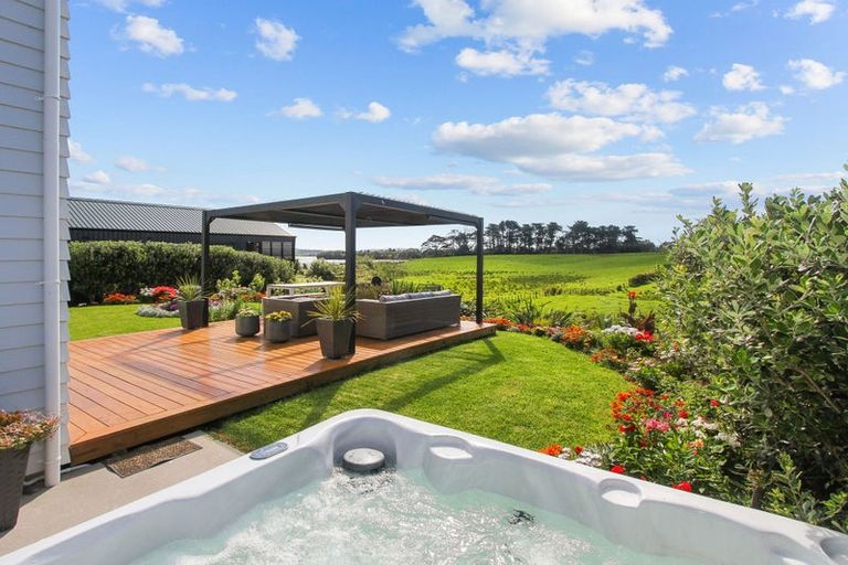 Photo of property in 6b Goble Road, Clarks Beach, Pukekohe, 2679