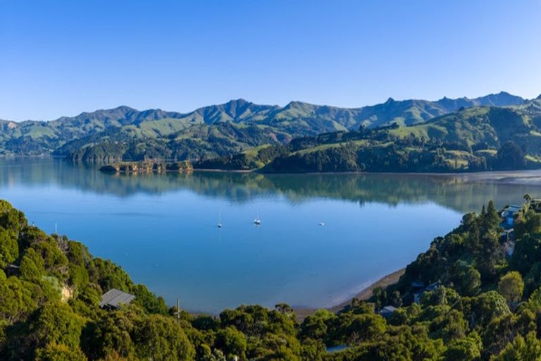 Photo of property in 35 Kingfisher Road, Takamatua, 7581