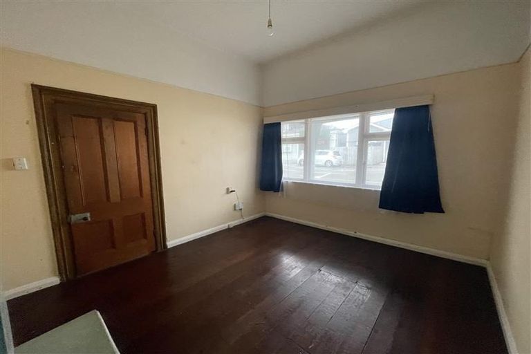 Photo of property in 23 Wilson Street, Newtown, Wellington, 6021