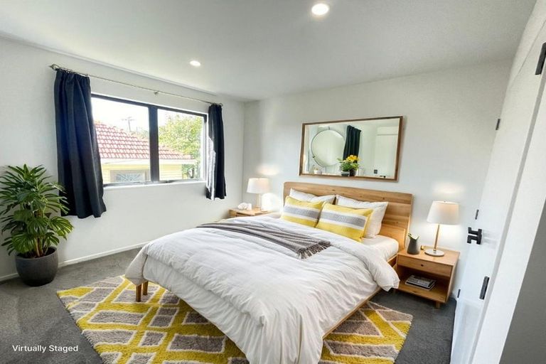 Photo of property in 2/61 East Street, Papakura, 2110