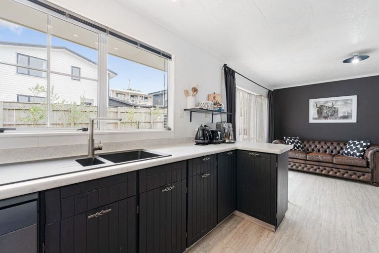 Photo of property in 37 Fraser Drive, Feilding, 4702