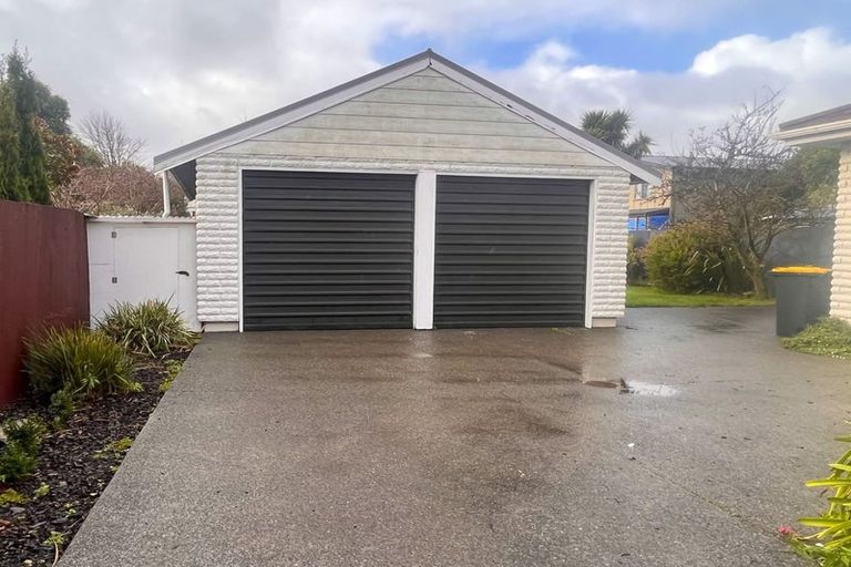 Photo of property in 18 Meadowville Avenue, Spreydon, Christchurch, 8024