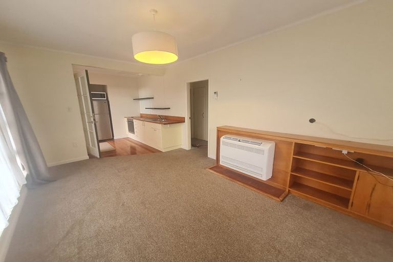 Photo of property in 66 Falkirk Avenue, Seatoun, Wellington, 6022