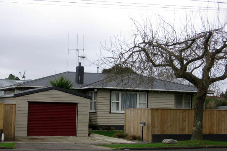 Photo of property in 5 Maxwells Line, Awapuni, Palmerston North, 4412