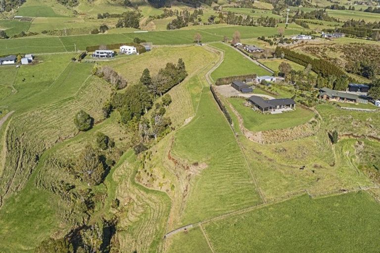 Photo of property in 29 Wilson Road, Urenui, 4375