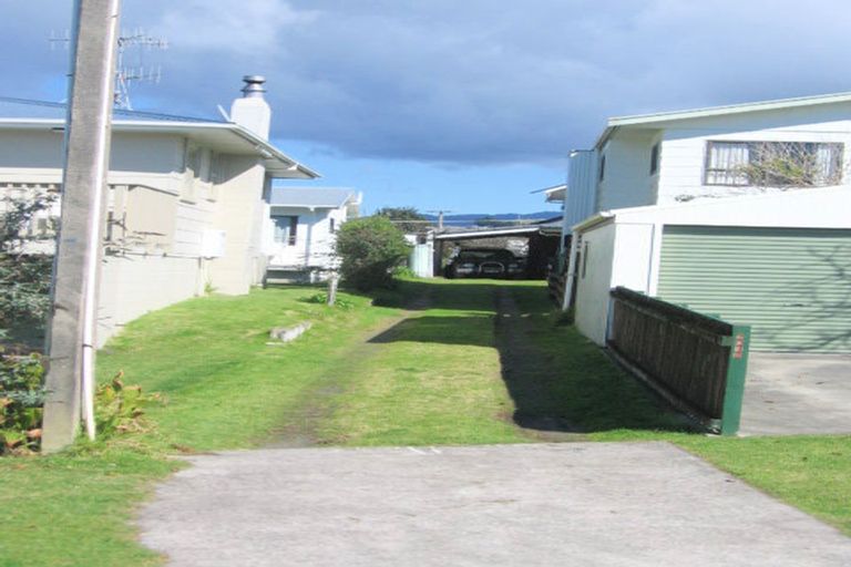 Photo of property in 709b Ocean Road, Whangamata, 3620