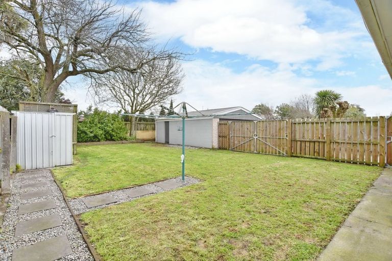 Photo of property in 54 Oriana Crescent, Hornby, Christchurch, 8042