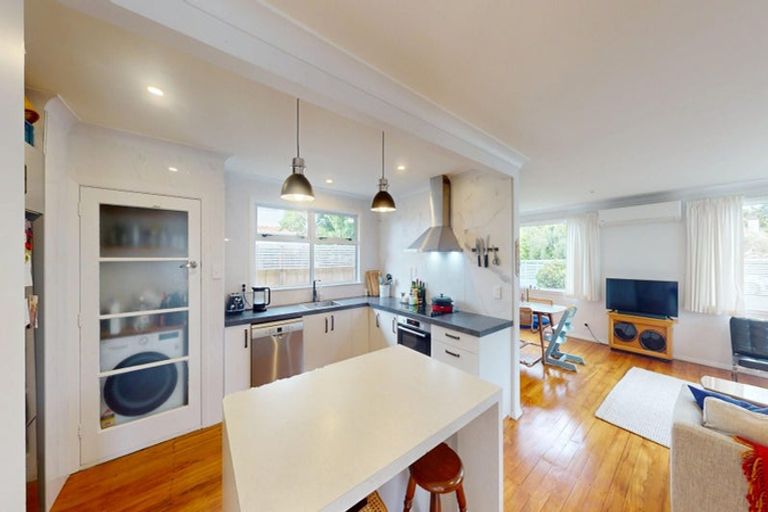 Photo of property in 9a Saint Leonard Street, Saint Johns Hill, Whanganui, 4501