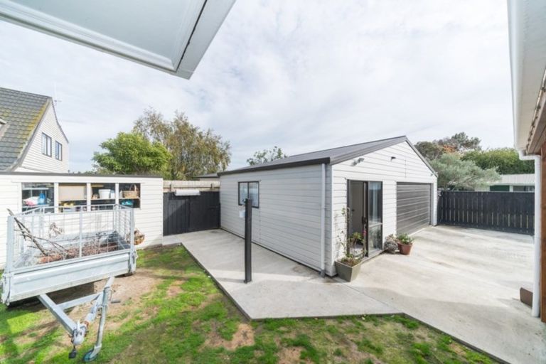 Photo of property in 14 Pitama Road, Awapuni, Palmerston North, 4412