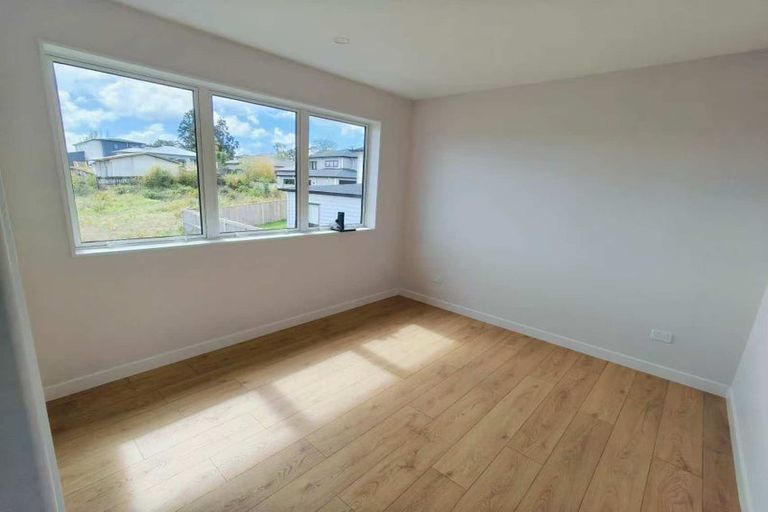 Photo of property in 22 Bela Vista Boulevard, Swanson, Auckland, 0614