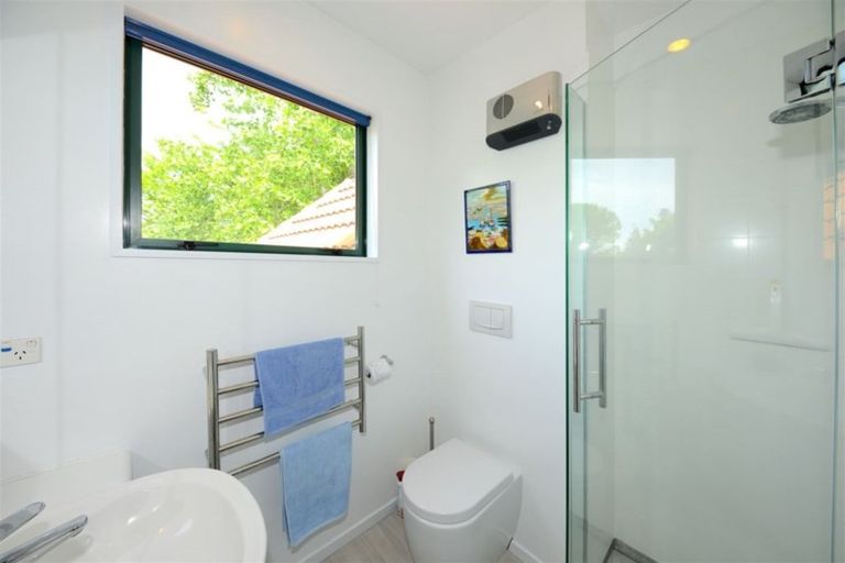 Photo of property in 19 Waiwetu Street, Fendalton, Christchurch, 8052