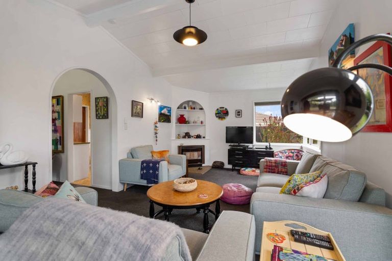 Photo of property in 15d Saint Ives Grove, Whalers Gate, New Plymouth, 4310