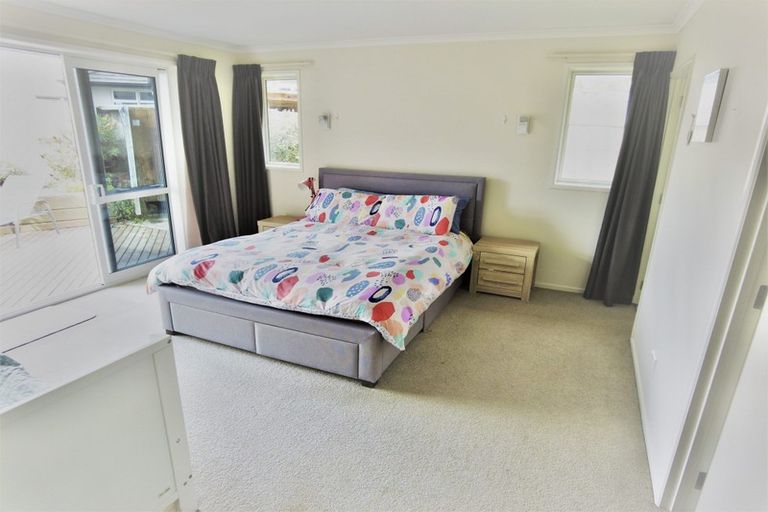 Photo of property in 15 Harold Place, Stoke, Nelson, 7011