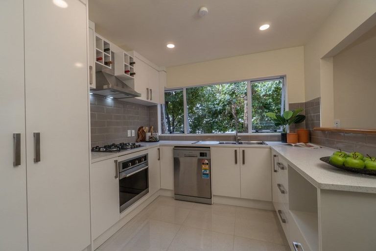 Photo of property in 4/62a Lynden Avenue, Hillcrest, Auckland, 0627