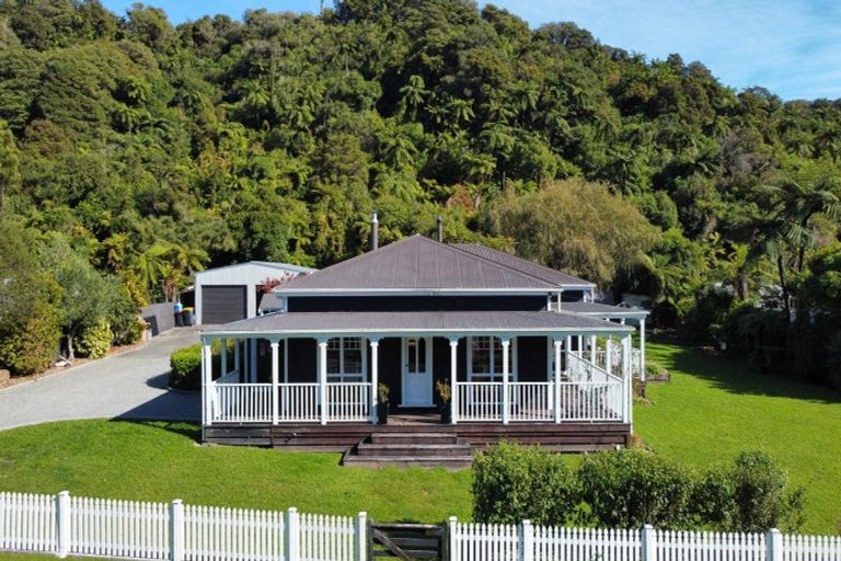 Photo of property in 232 Marsden Road, Greymouth, 7805