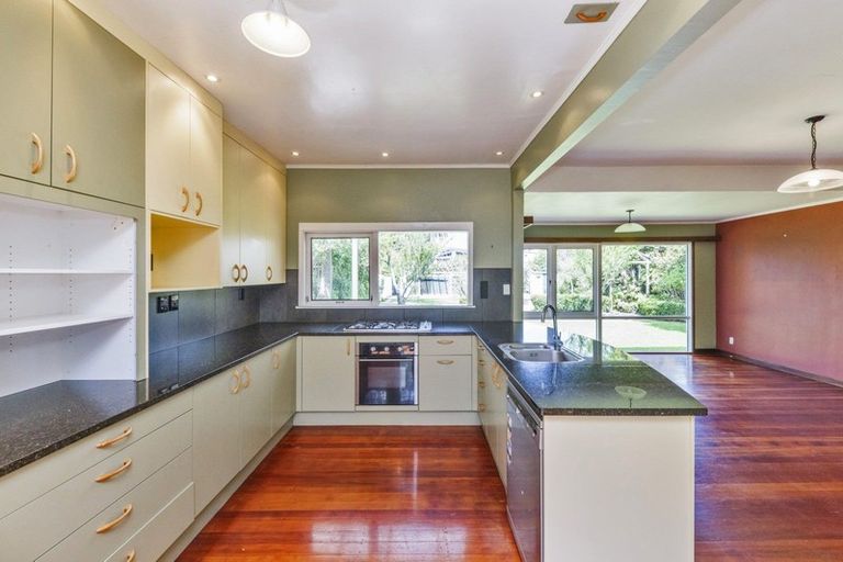 Photo of property in 19 Sheffield Street, Awapuni, Palmerston North, 4412