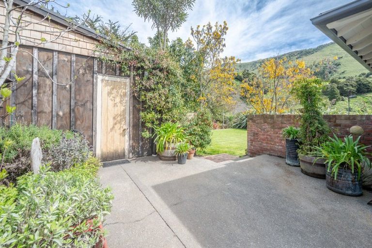 Photo of property in 1123 Okains Bay Road, Okains Bay, 7583