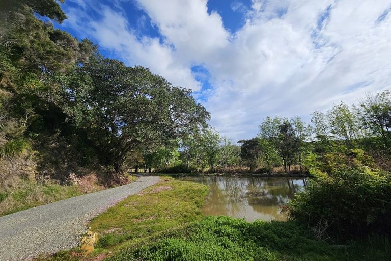 Photo of property in 156 Whangaroa Road, Kaeo, 0478
