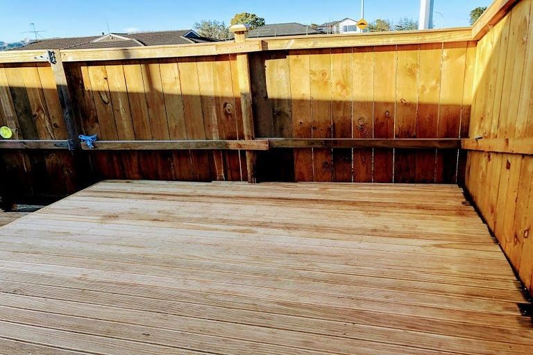 Photo of property in 1 Sapwood Crescent, Takanini, 2110