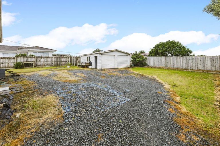 Photo of property in 3 Ilford Crescent, Mangere, Auckland, 2022