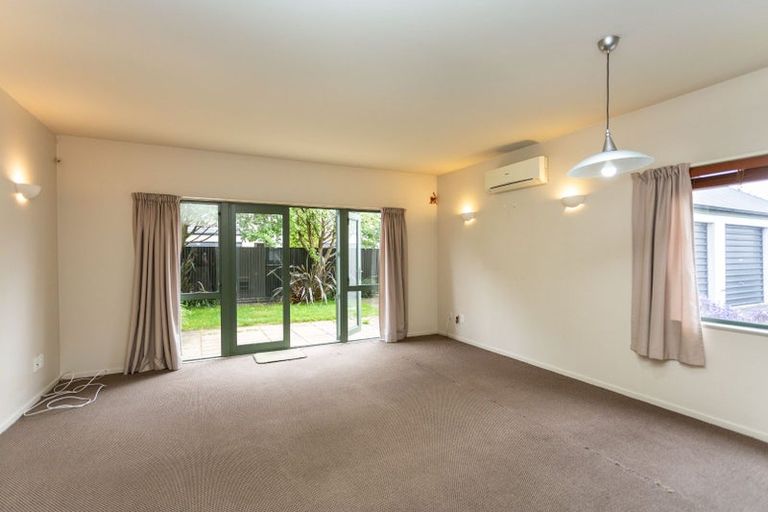 Photo of property in 3/36 Champion Street, Edgeware, Christchurch, 8013