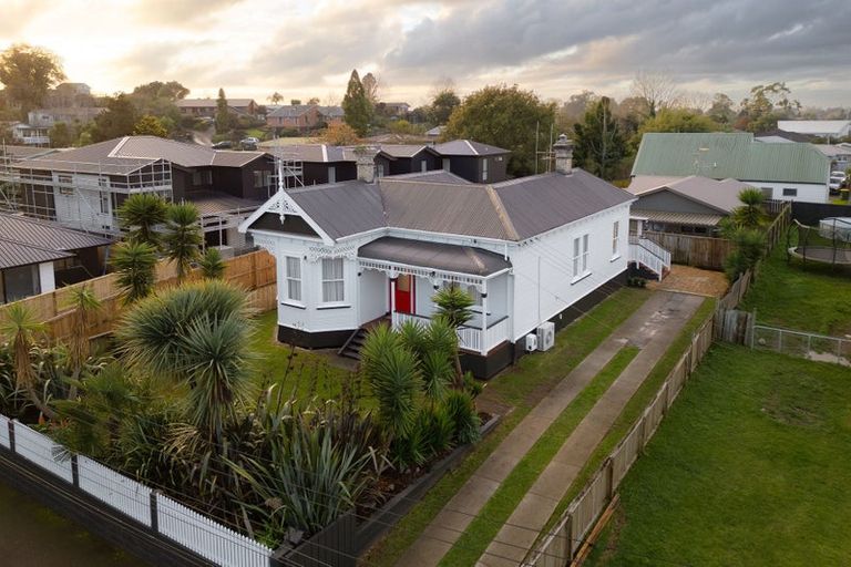 Photo of property in 6 Johnson Street, Dinsdale, Hamilton, 3204