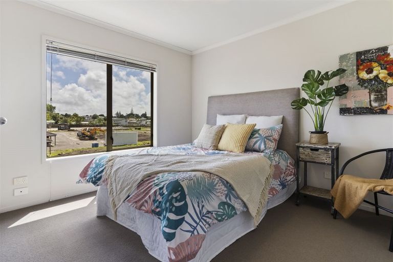 Photo of property in St Claire Village, 175/172 Mcleod Road, Te Atatu South, Auckland, 0610