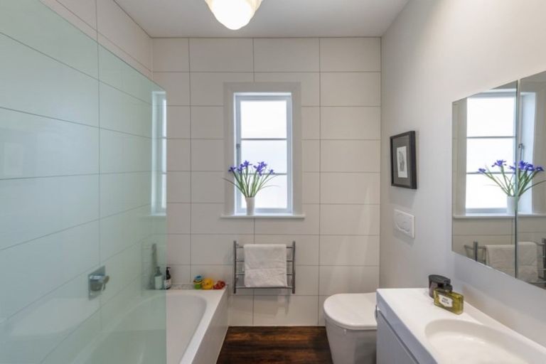 Photo of property in 90 Tiber Street, Island Bay, Wellington, 6023