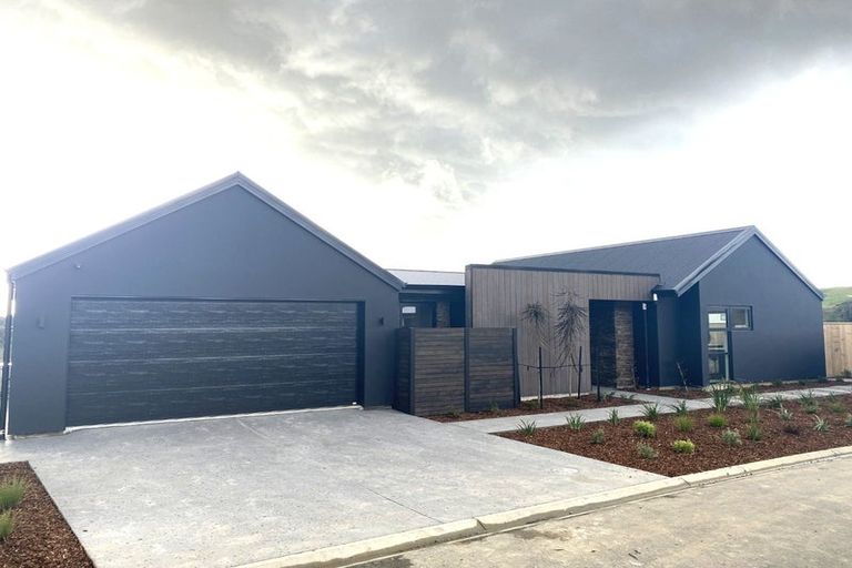 Photo of property in 5 Hill Tops Way, Stoke, 7011