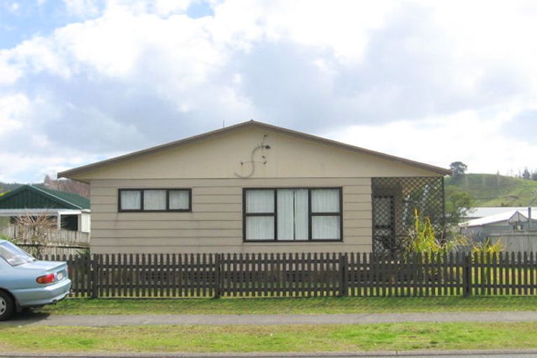 Photo of property in 111 Martyn Road, Whangamata, 3620